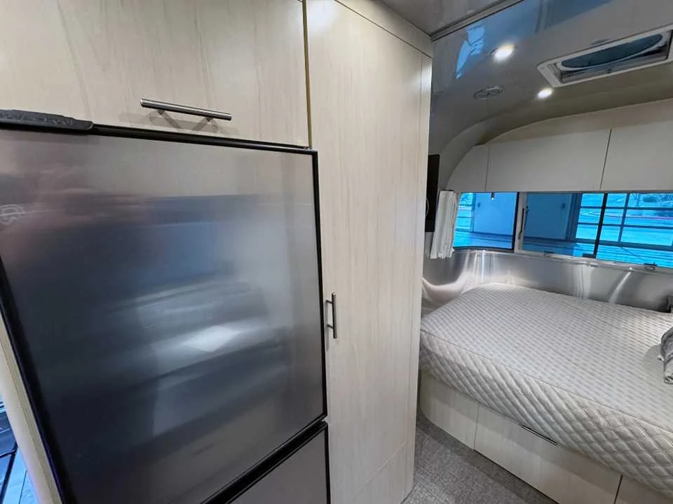 New 2026 SILVER AIRSTREAM  image 22