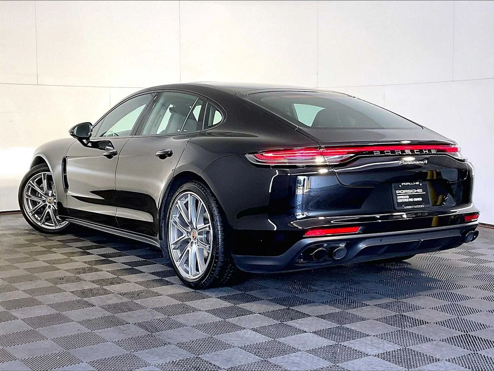 Certified Pre-Owned 2023 Porsche Panamera 4