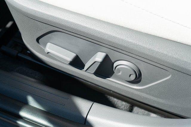 2025 Hyundai Sonata SEL - Photo 13