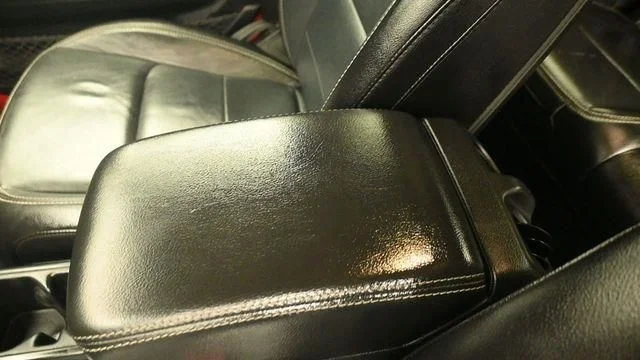 Used 2020 Red Clearcoat Jeep Overland image 23