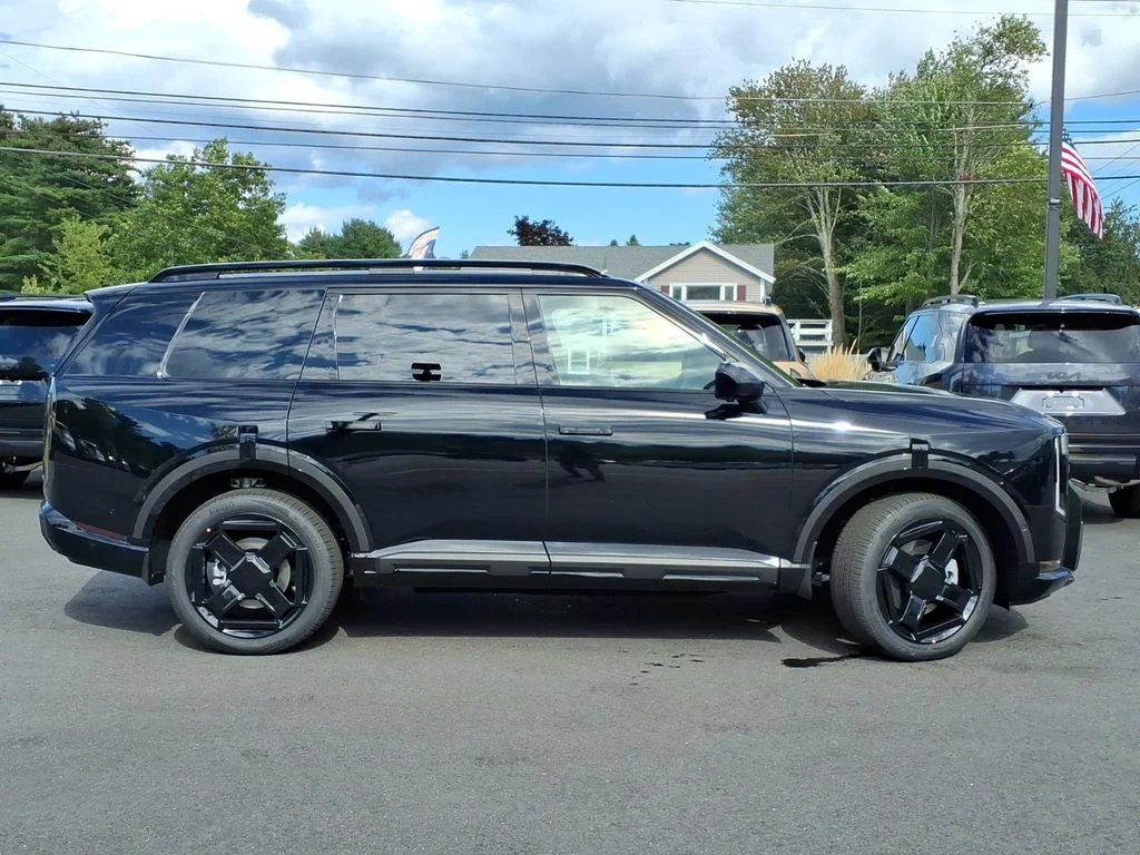 New 2027 Black Kia X-Line SX image 3