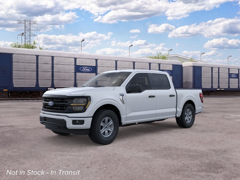New 2026 Oxford White Ford XLT image 1