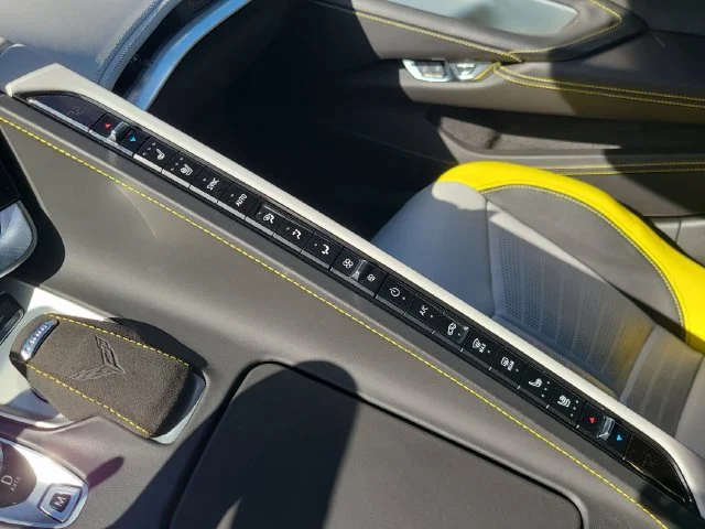 Used 2022 Accelerate Yellow Metallic Chevrolet 3LT image 28