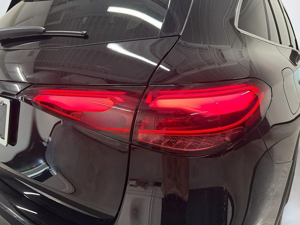 Used 2025  Mercedes-Benz GLC 300 image 33