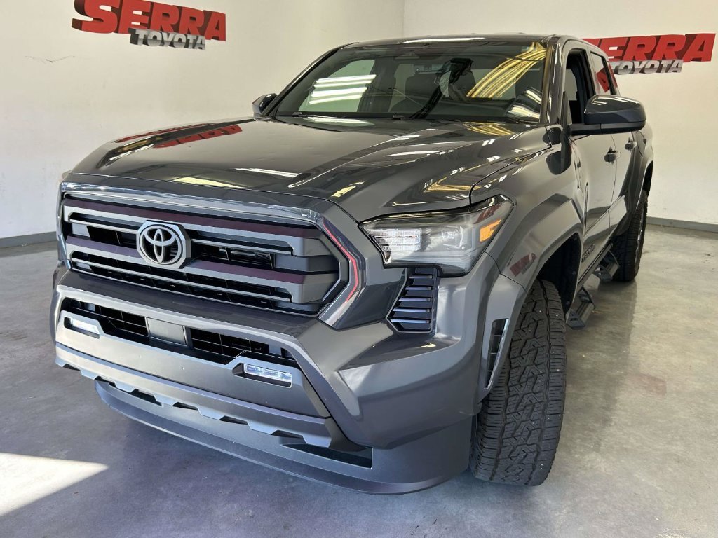 Used 2025  Toyota SR5 image 7