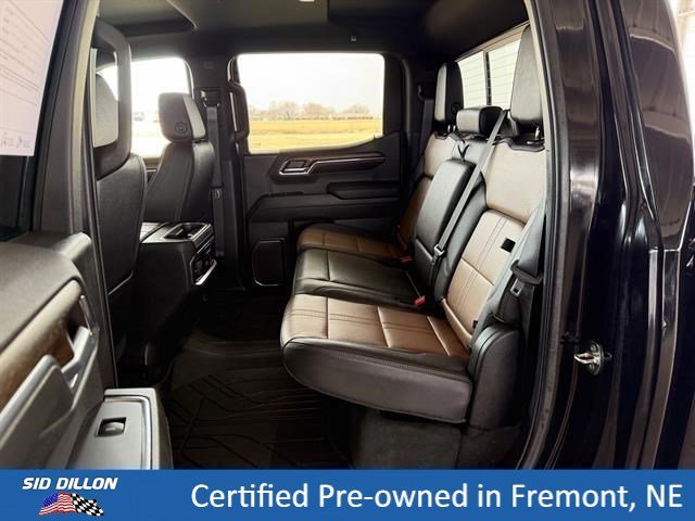 Used 2024 Black Chevrolet High Country image 9