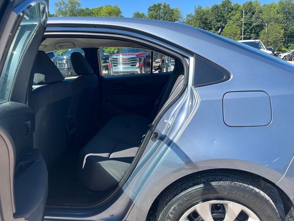 Used 2024 Celestite Toyota LE image 27