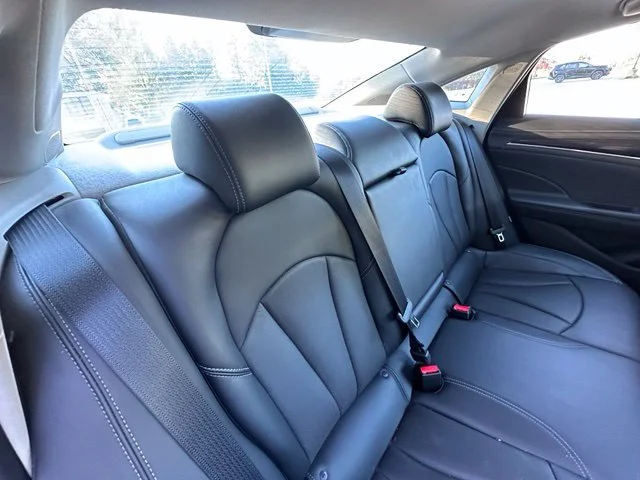 Used 2018 Gray Buick Premium I Group image 9