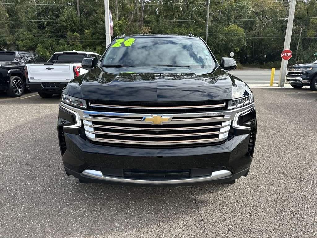 Used 2024 Black Chevrolet High Country image 11