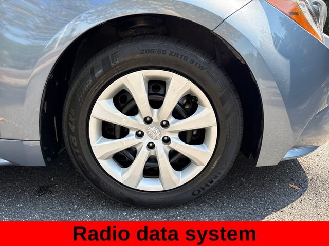 Used 2024  Toyota LE image 13