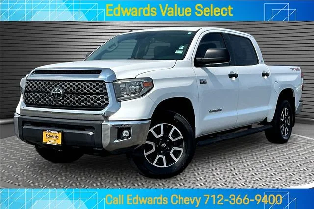 Used 2018 White Toyota SR5 image 1
