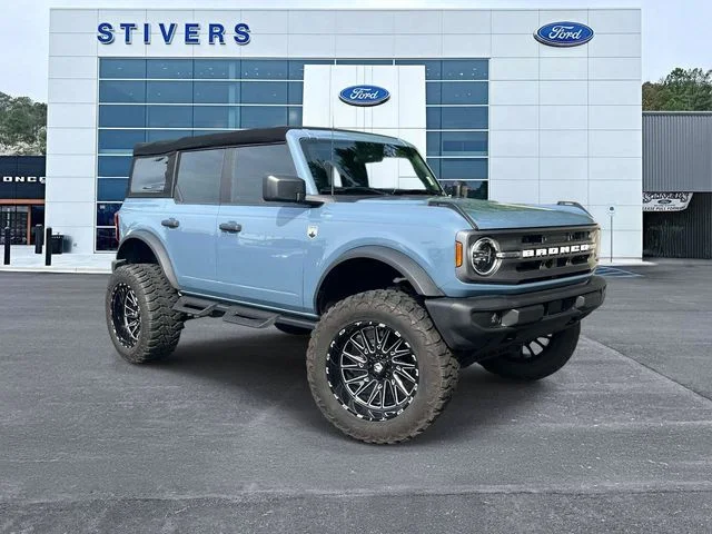 Used 2023 Azure Gray Metallic Ford Big Bend image 1