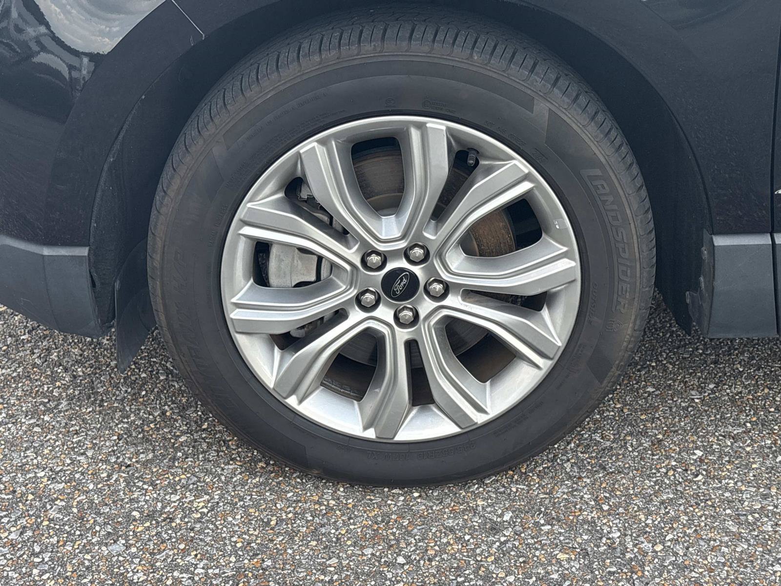 2024 Ford Edge Titanium - Photo 10