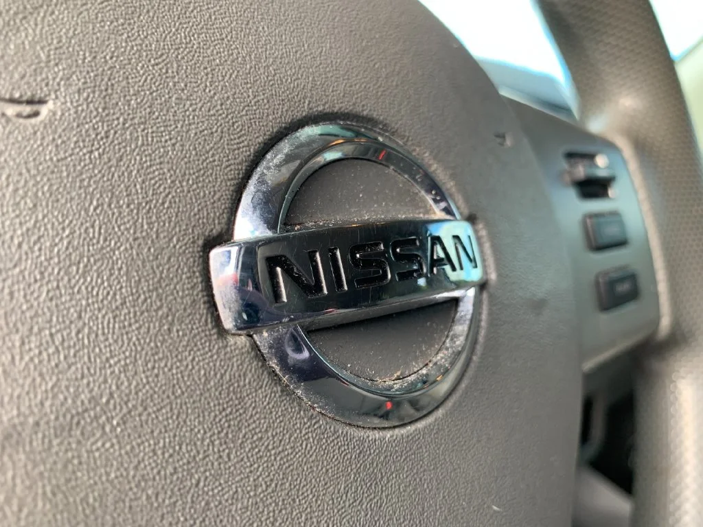 Used 2019 Blue Nissan SV image 33