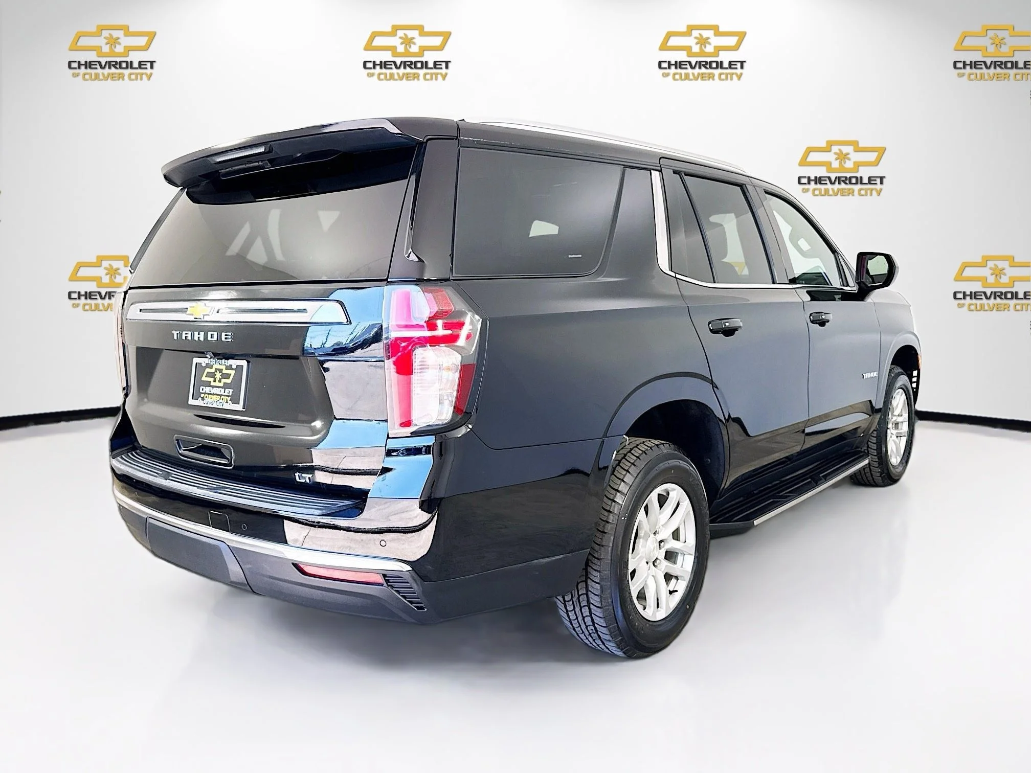 Used 2023 Sterling Gray Metallic Chevrolet LT image 8