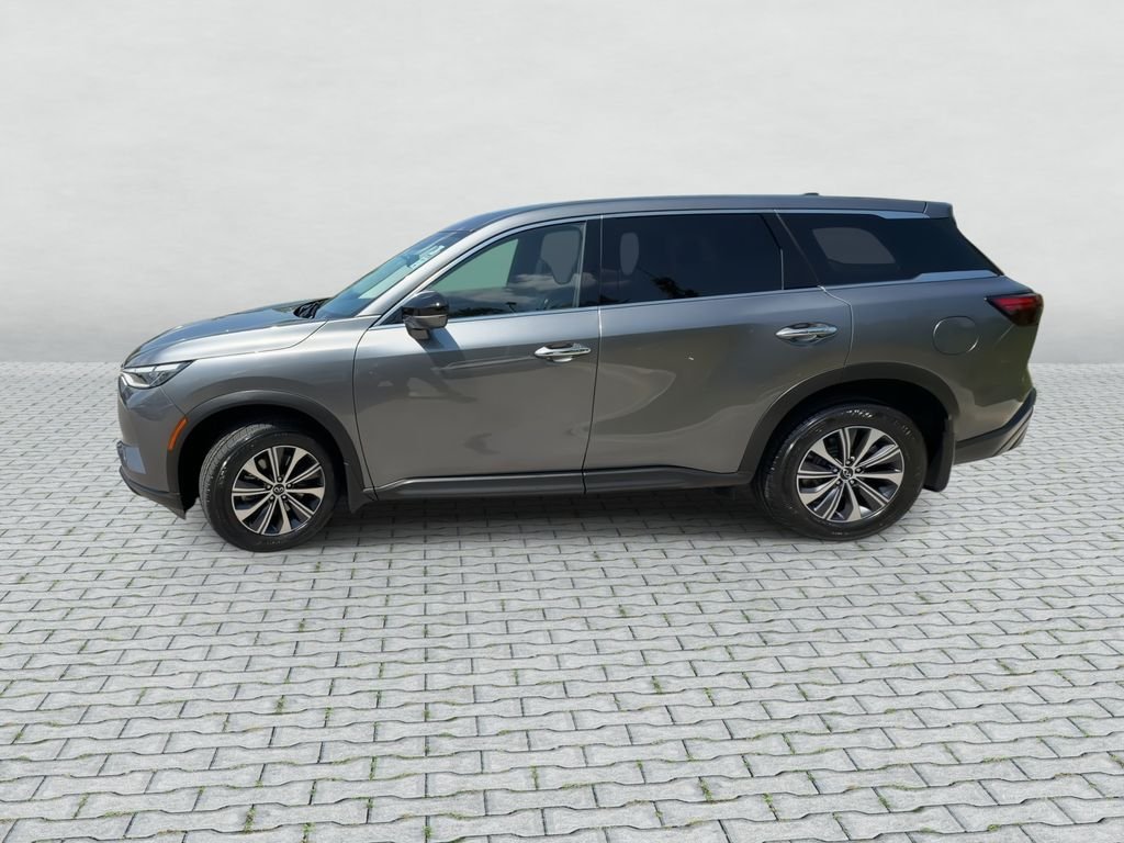 Certified Used 2022 Graphite Shadow INFINITI PURE image 5