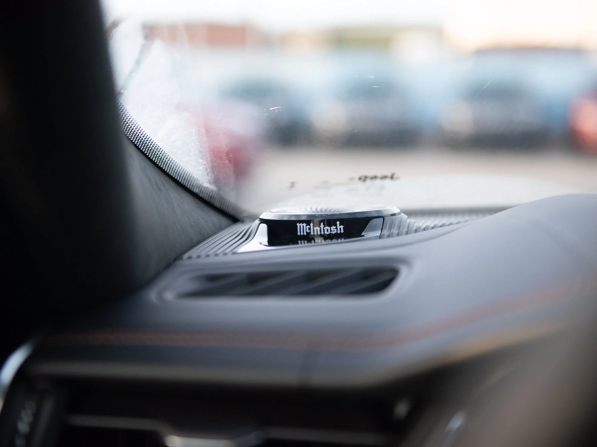 Used 2025 White Jeep Summit Reserve* image 12