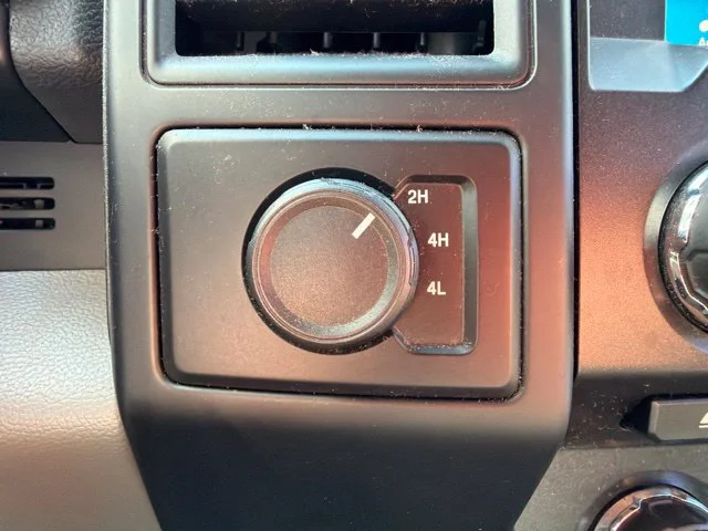 Used 2018 Blue Ford XL image 36