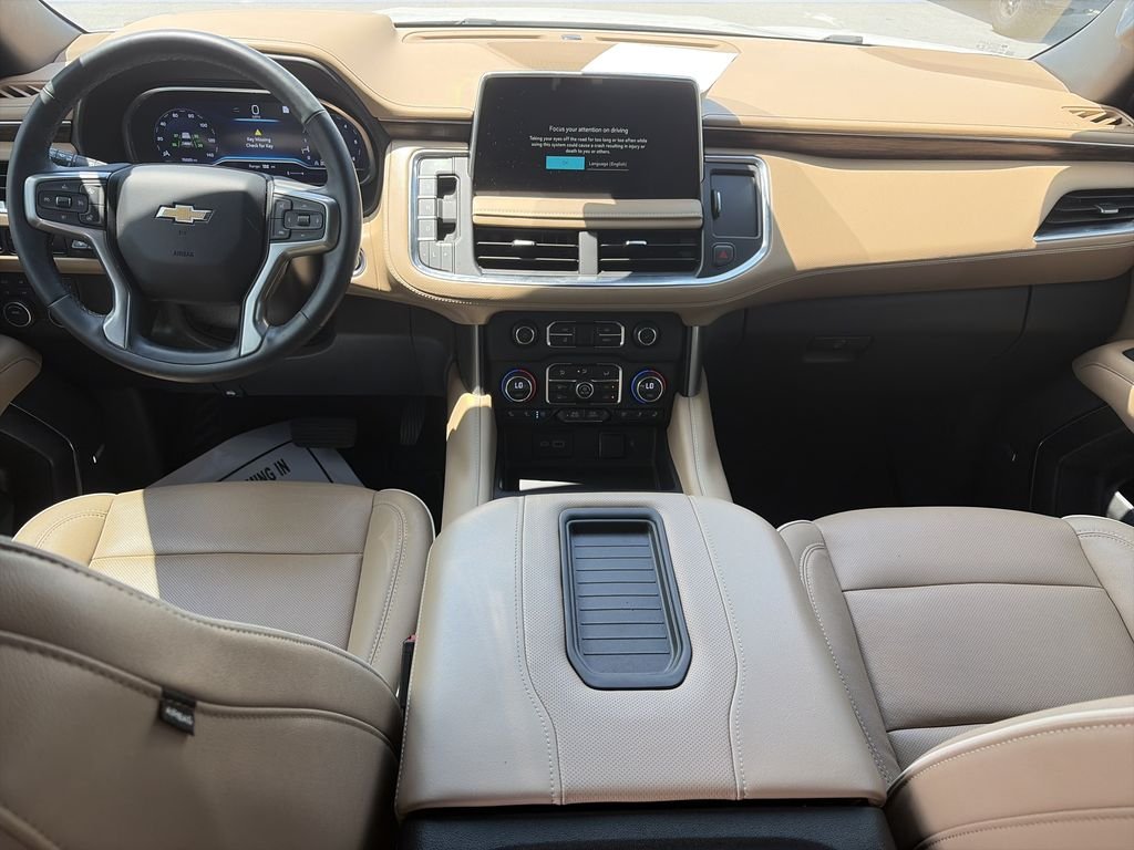 Certified Used 2023 Iridescent Pearl Tricoat Chevrolet Premier image 14