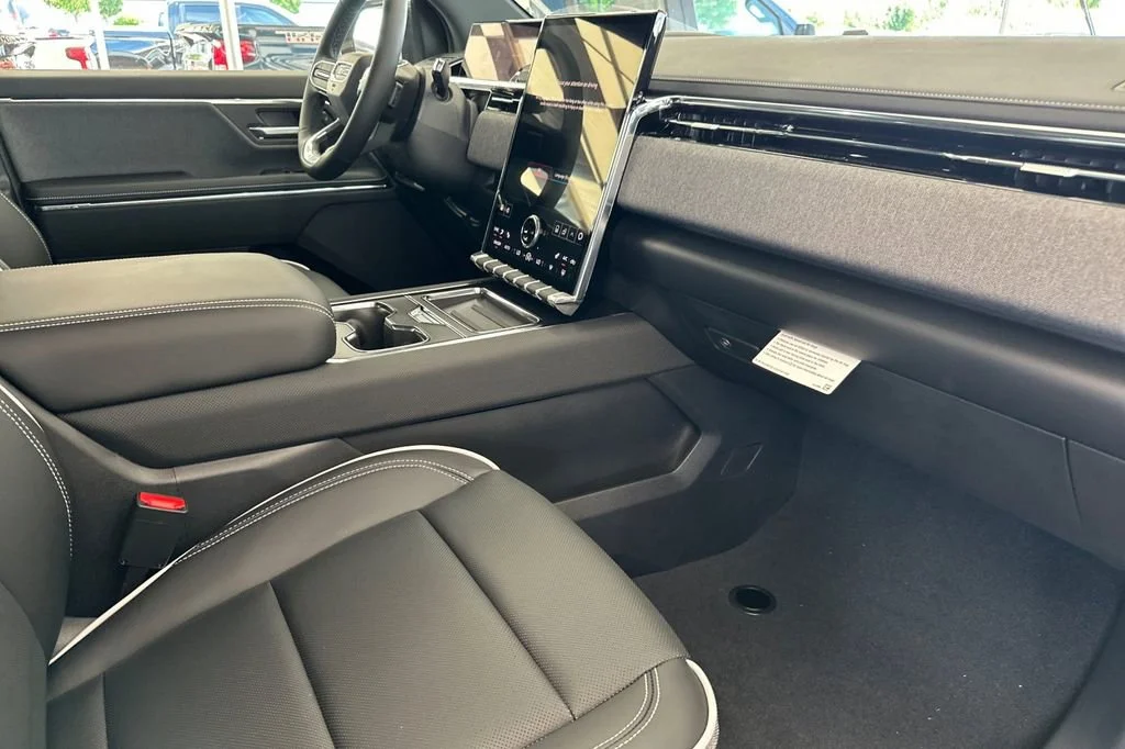2026 GMC Sierra EV Elevation - Photo 13