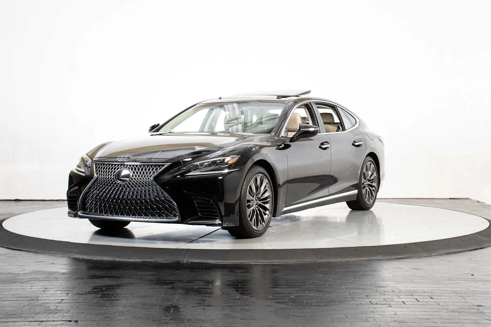 2020 Lexus LS 500 500 RWD's photo