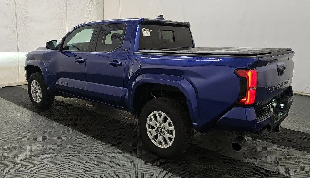 Used 2024 Blue Toyota SR5 image 6