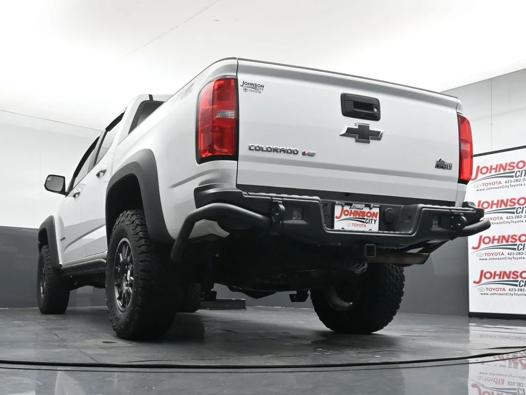 Used 2019 White Chevrolet ZR2 image 35
