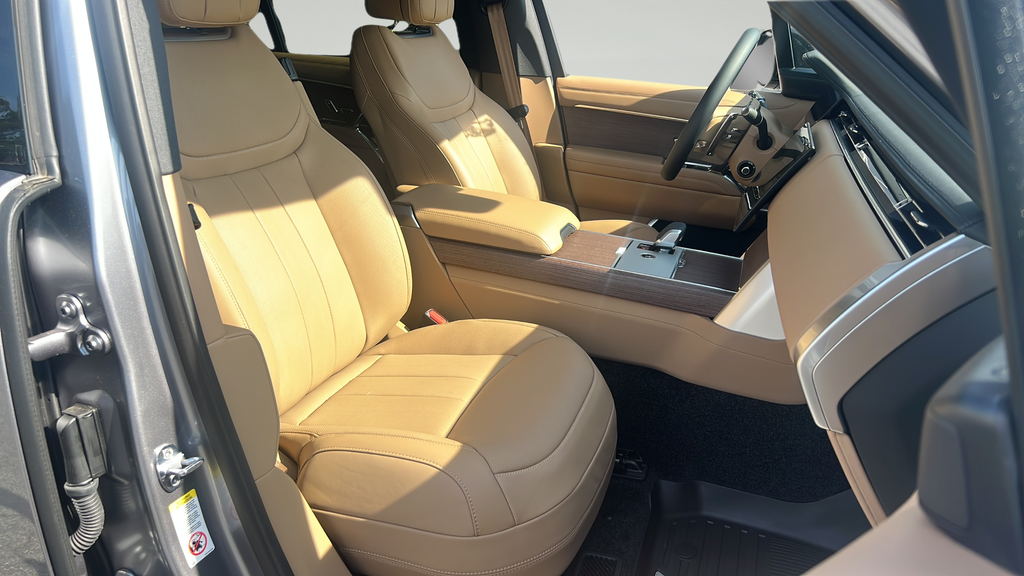 2026 Land Rover Range Rover SE - Photo 20