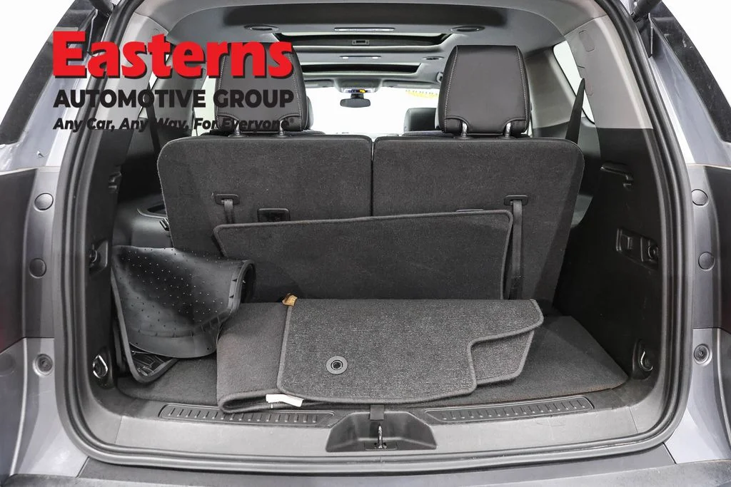 Used 2020 Gray GMC SLT image 9