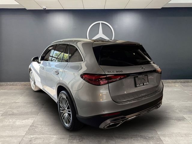 Certified Used 2023 Silver Mercedes-Benz GLC 300 image 4