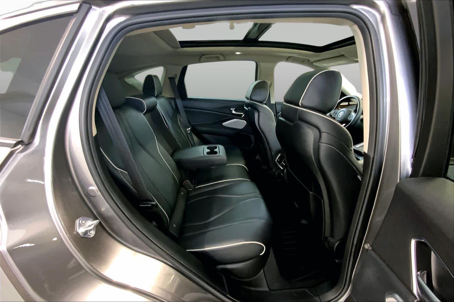 Used 2024 Liquid Carbon Metallic Acura w/Advance Package image 19