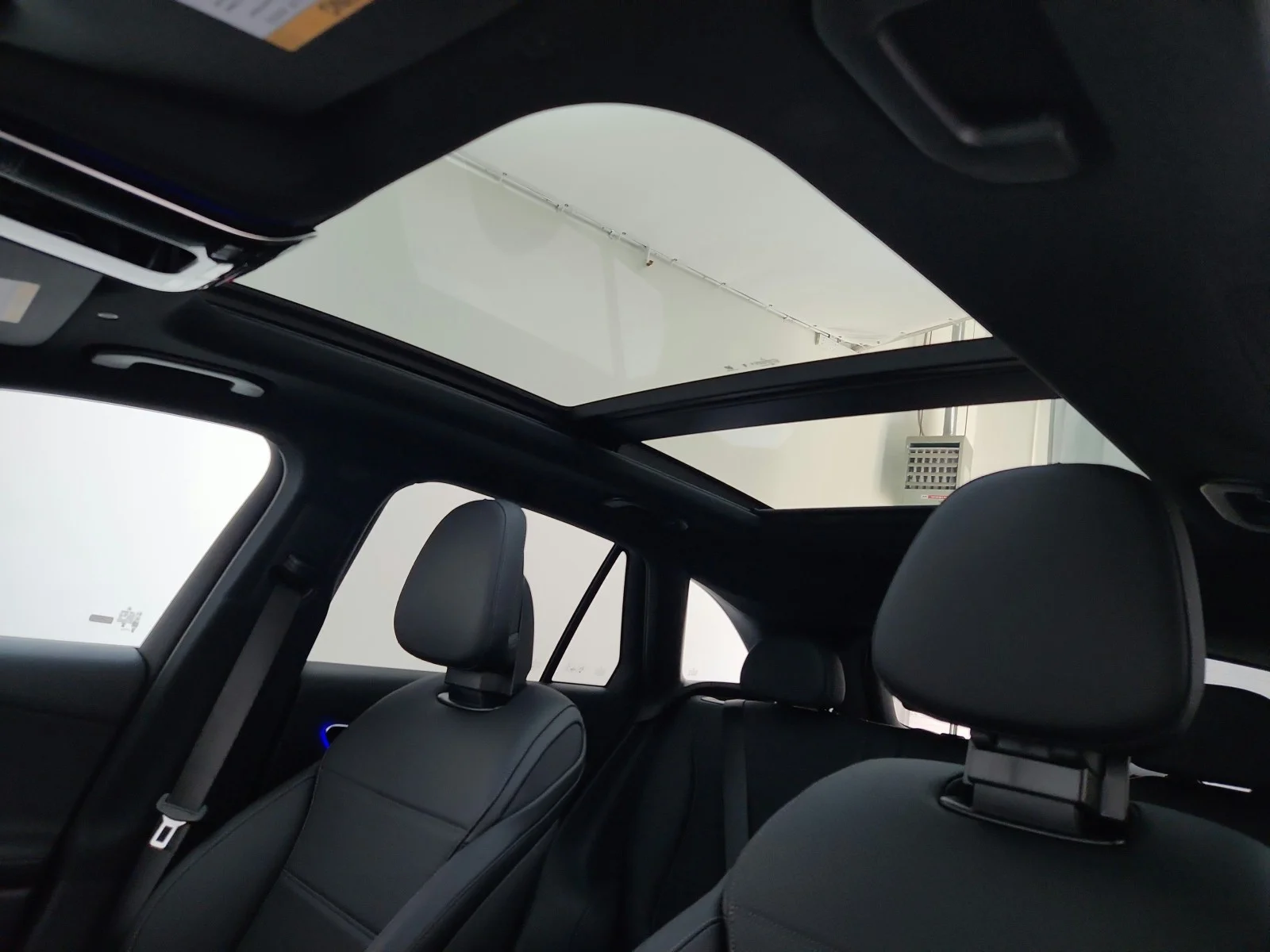 2026 Mercedes-Benz GLC Base - Photo 28