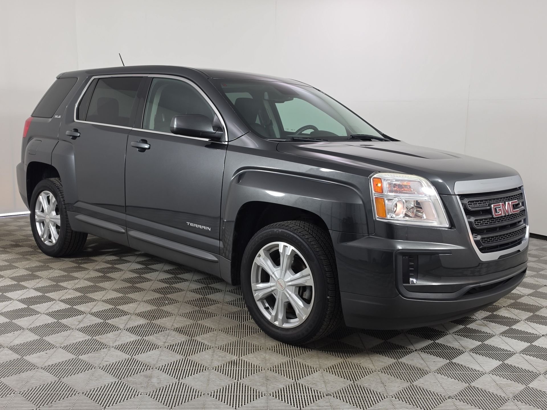2017 GMC Terrain FWD SLE-1's photo
