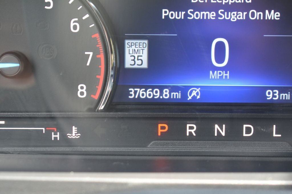 Used 2023 Gray Ford ST-Line image 13