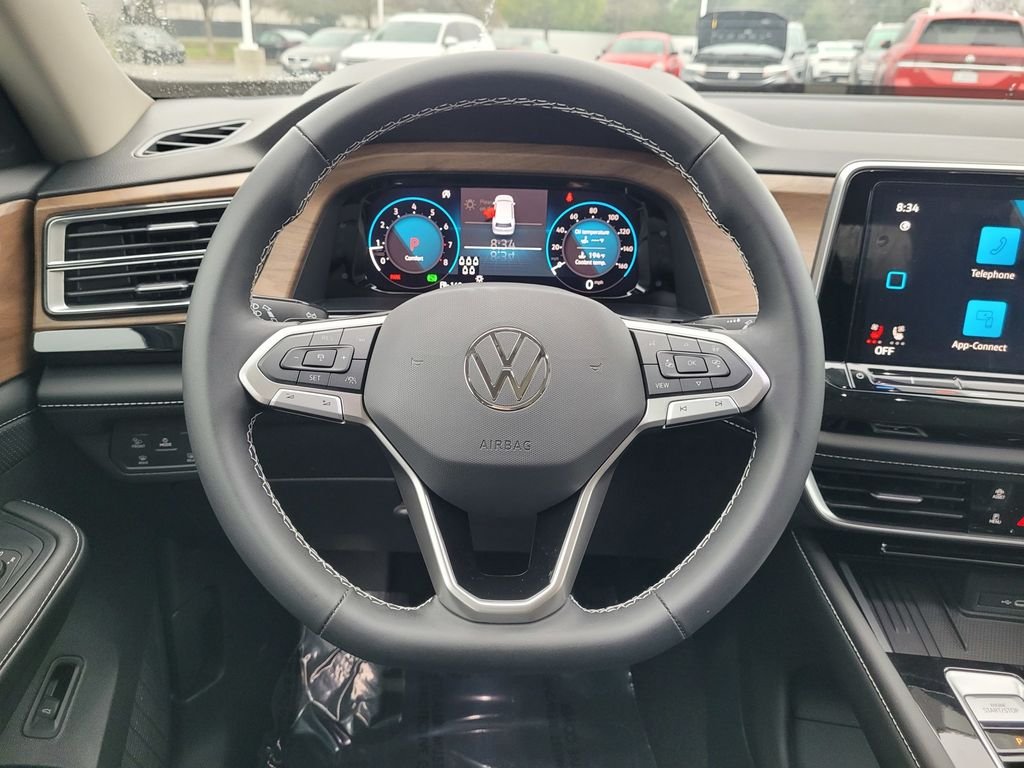 New 2026 White/off-white Volkswagen 2.0T SE w/Technology image 17