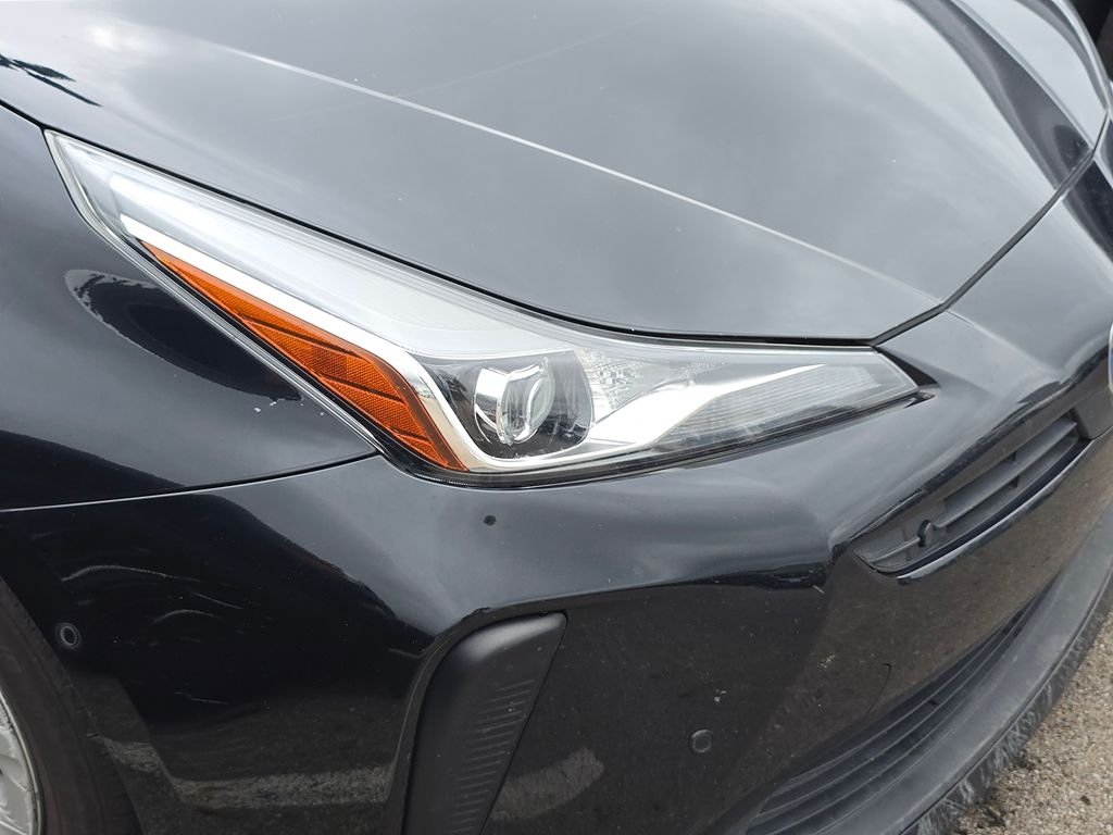 Used 2022 Black Toyota LE image 13