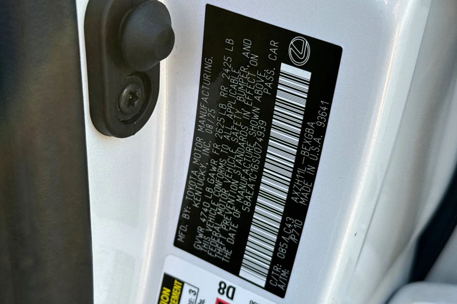 Certified Used 2025 White Pearl Lexus 300h Luxury image 24