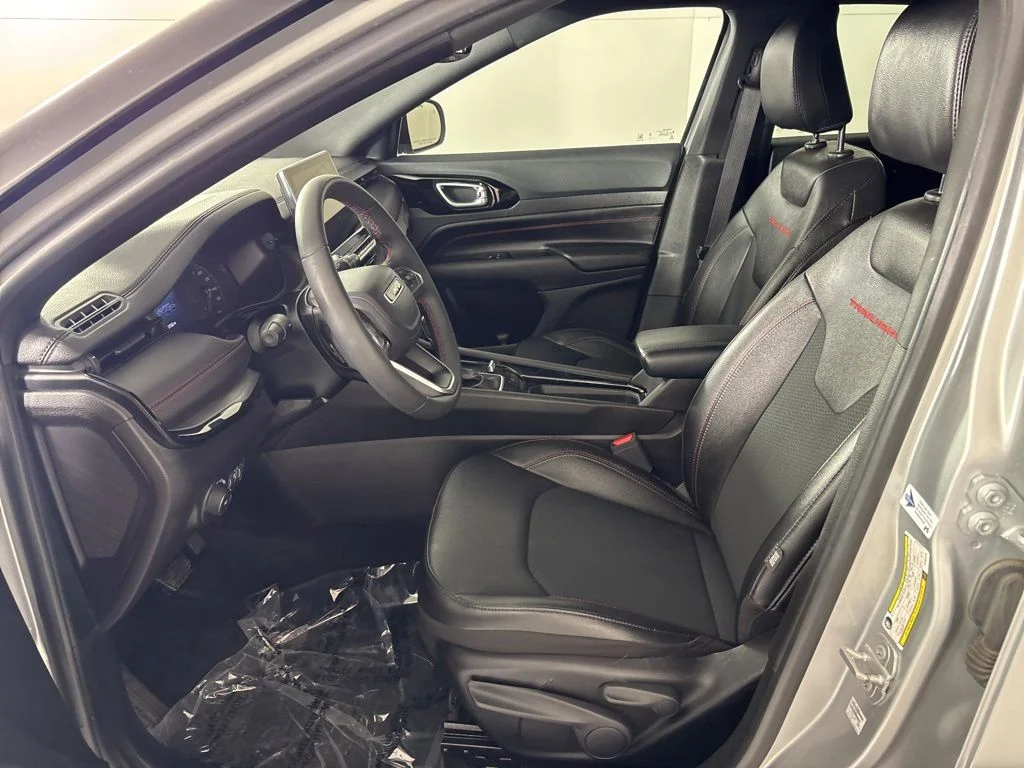2025 Jeep Compass Trailhawk - Photo 23