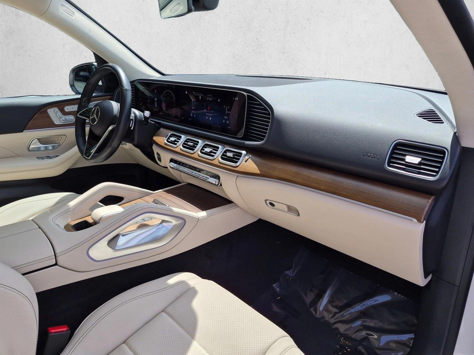 Certified Used 2024 Polar White Mercedes-Benz GLE 450 image 21