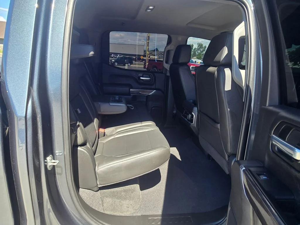 Used 2020 Shadow Gray Metallic Chevrolet LTZ image 11