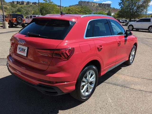 Used 2025  Audi Premium image 4