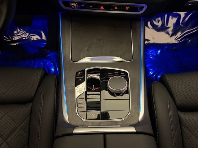 Used 2026 Skyscraper Grey Metallic BMW sDrive40i image 31