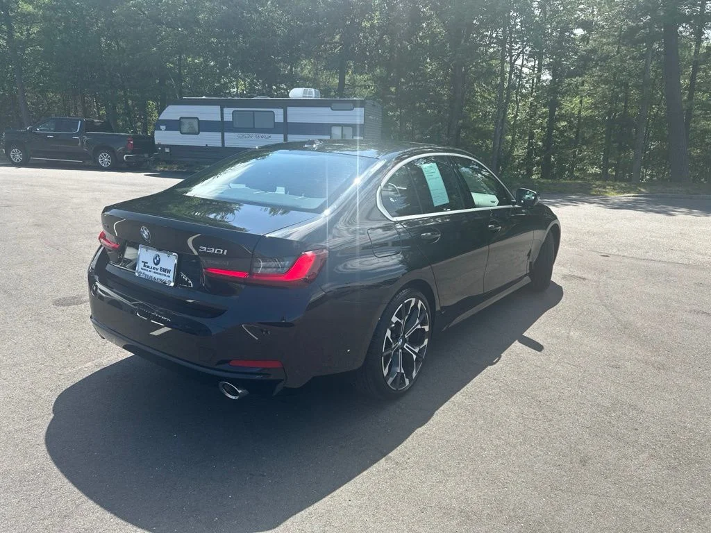 Used 2026 Black Sapphire Metallic BMW 330i xDrive image 7