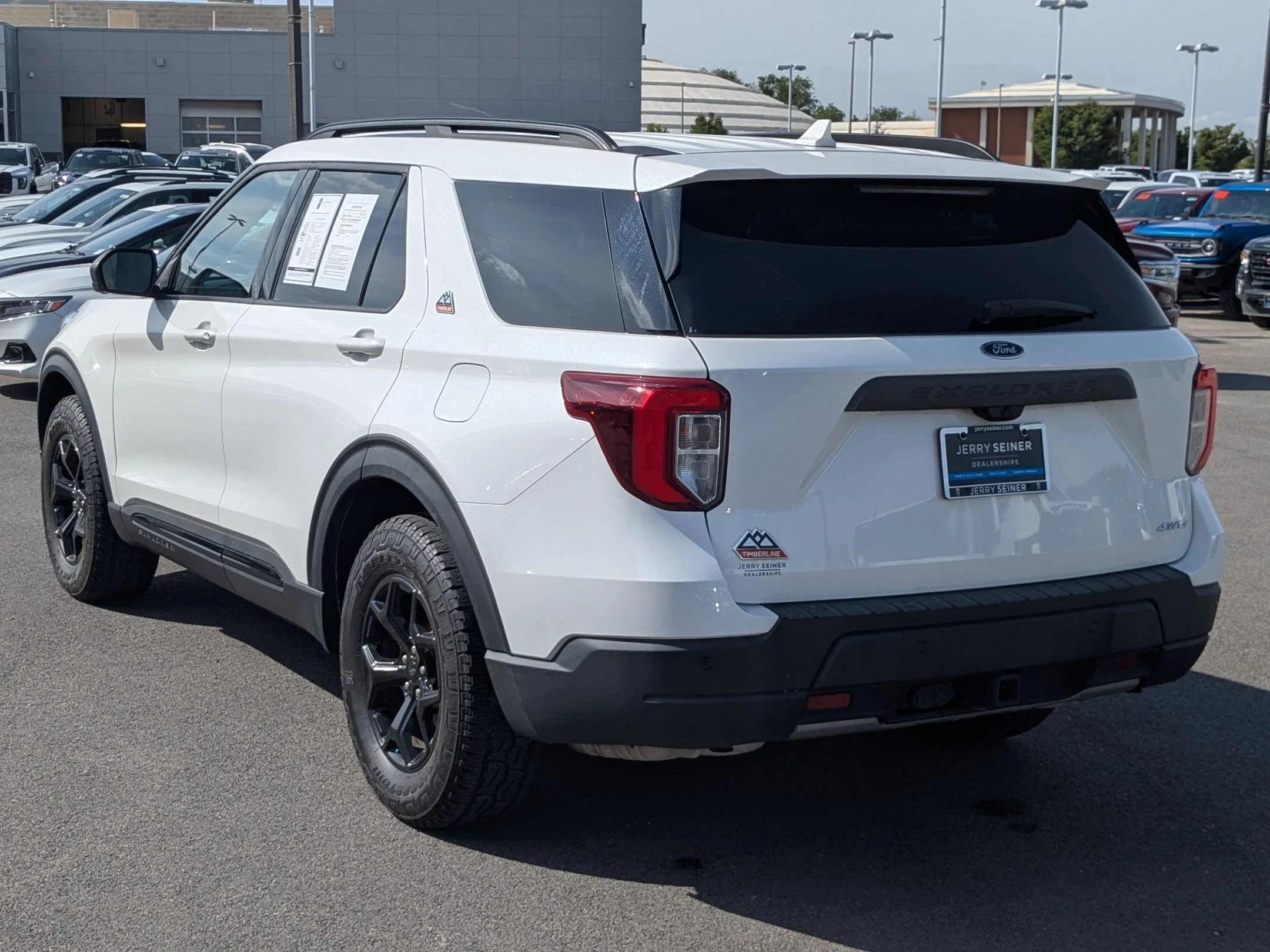 Used 2022 White Metallic Ford Timberline image 3