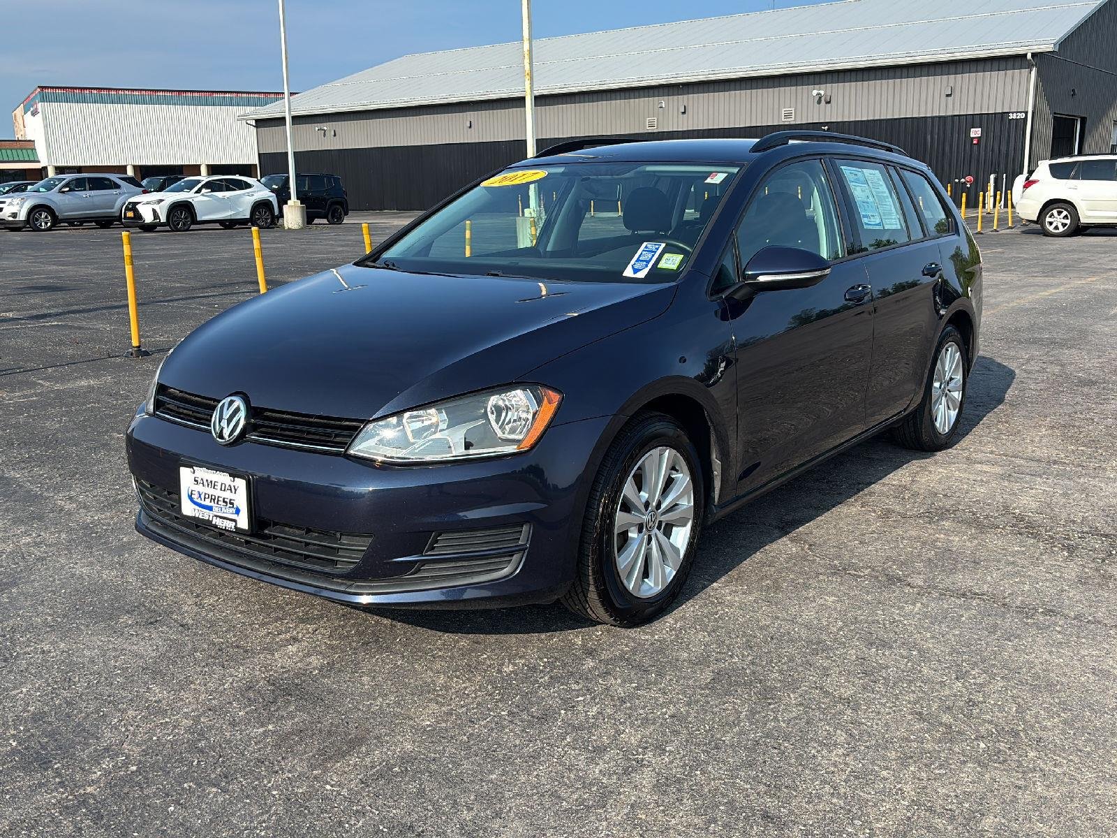 Used 2017 Night Blue Metallic Volkswagen S image 3