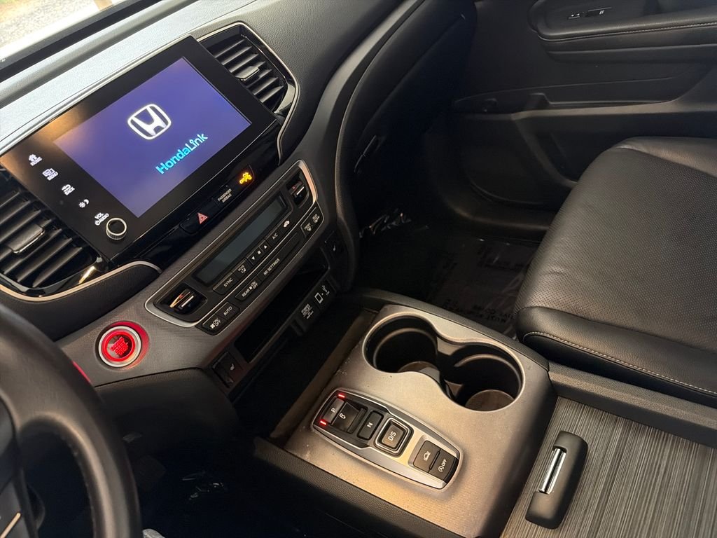 Used 2023 Modern Steel Metallic Honda RTL image 18