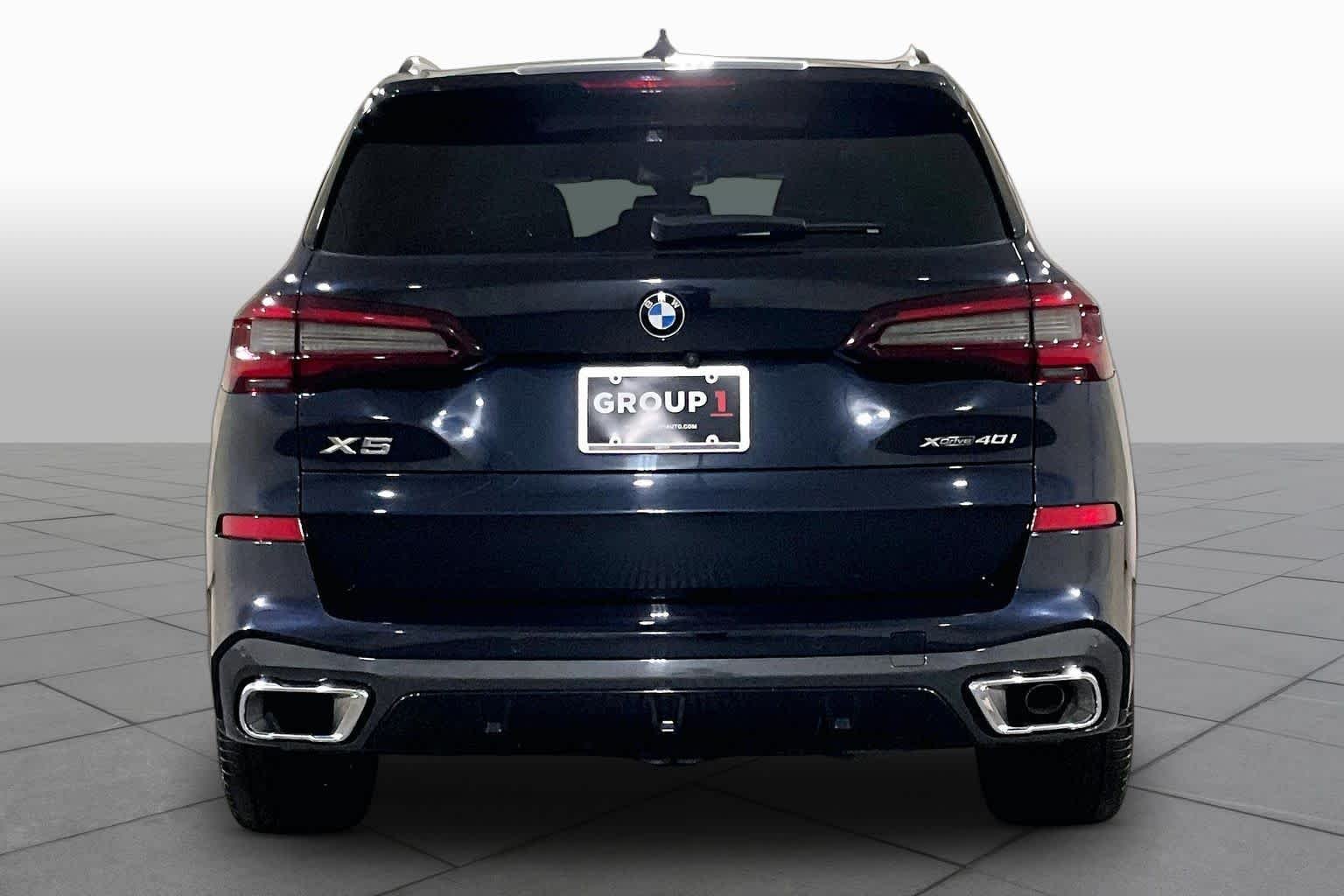 Used 2021 Carbon Black Metallic BMW xDrive40i image 8