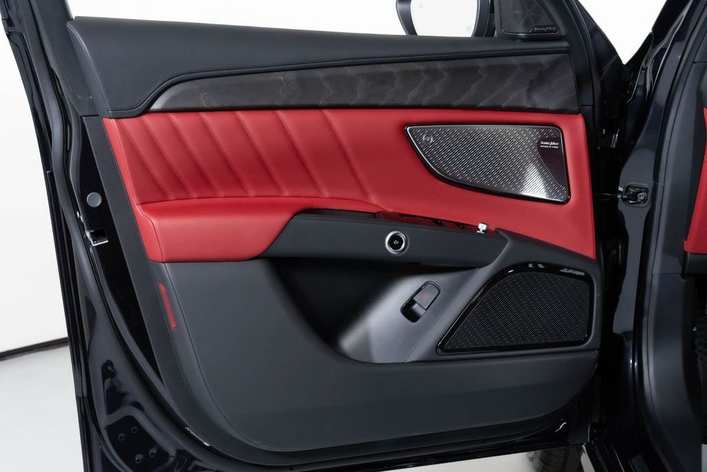 2026 Maserati Grecale Modena V6 - Photo 22