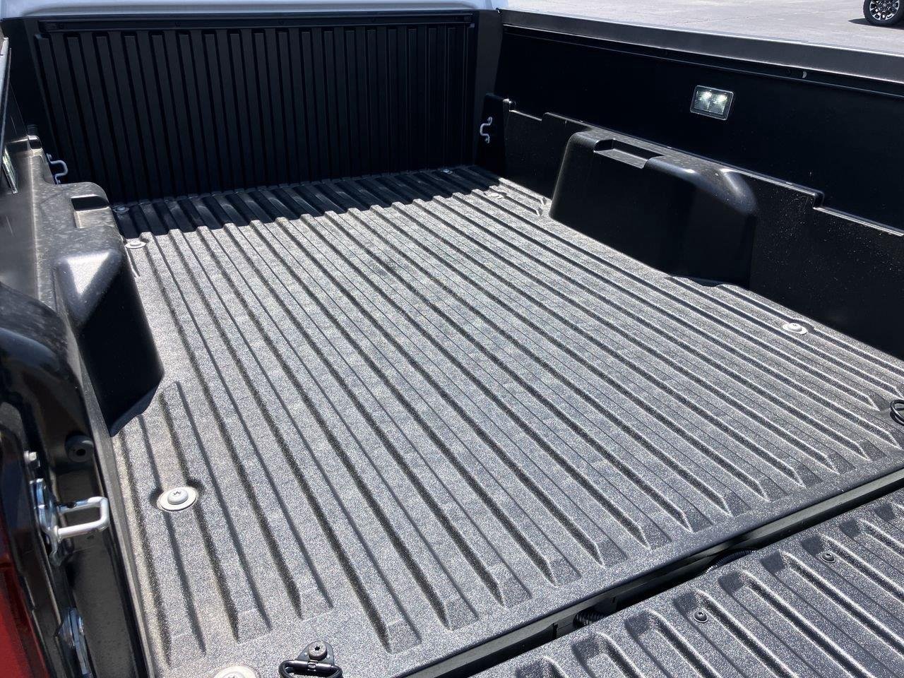 Used 2026 White (Ice Cap) Toyota SR Access Cab image 24