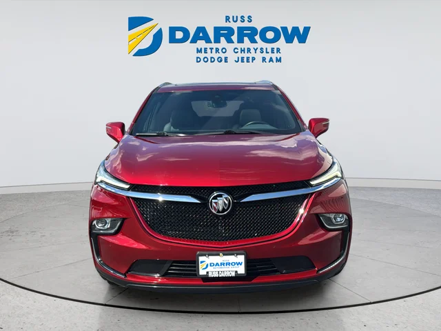 Used 2023 Red Buick Essence image 8